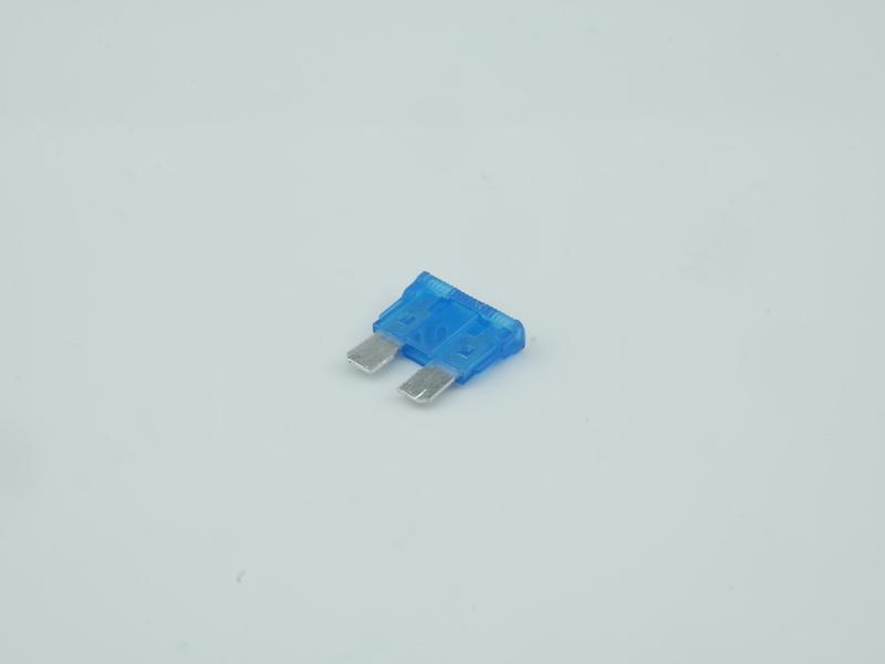 汽车保险片15A中号4